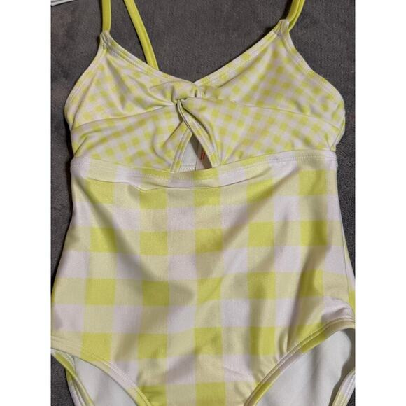 NWT Yellow Gingham One Piece Swimsuit Girl Toddler Size Small 6/7 Kid Cat & Jack - Picture 5 of 7